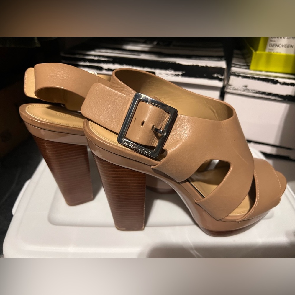 Mk shoes